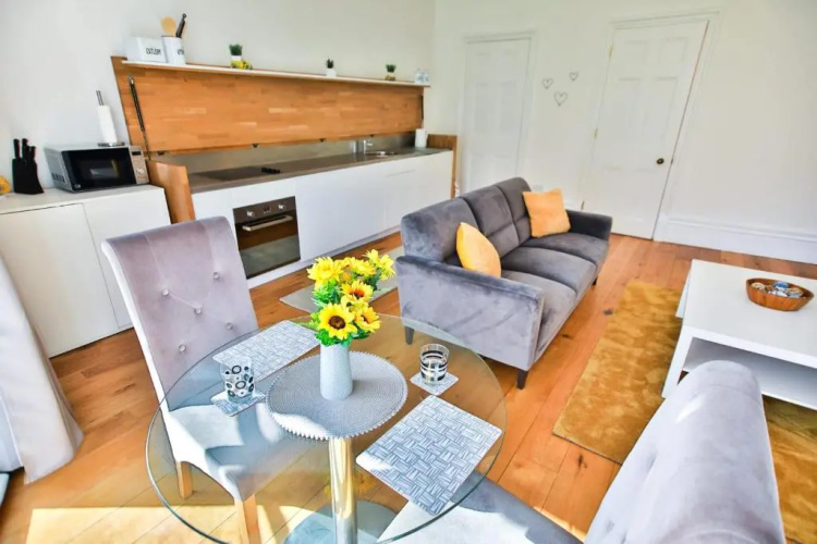 40B Wellington Suites