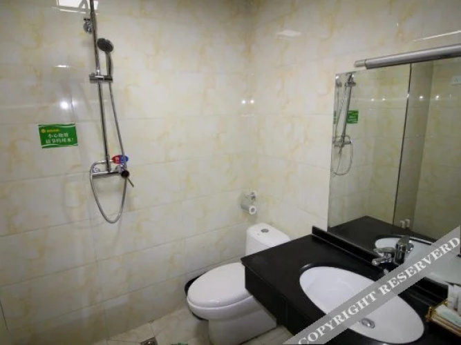 Wangcai Business Hotel(海阳旺财商务酒店)
