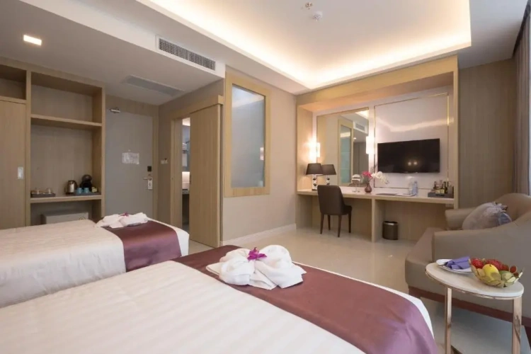 Standard Twin room