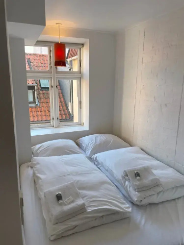 Elegant Apartment In Central