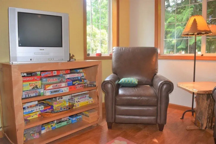 Cougar Cabin