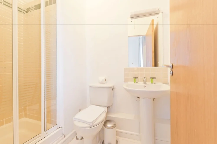 3 Bedrooms Apartment with balcony