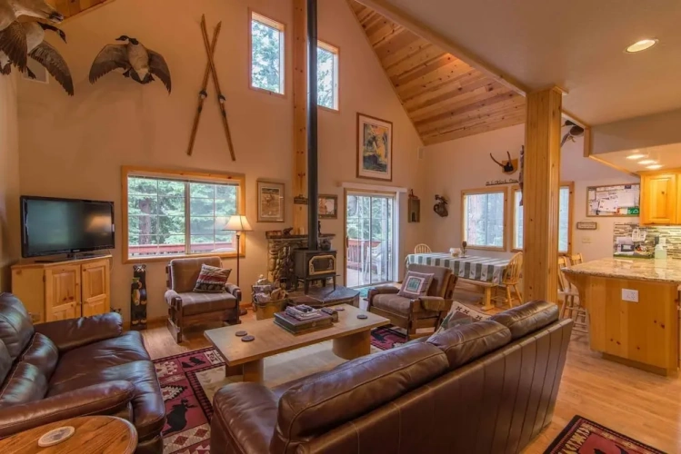 4 Bedrooms Family Cottage