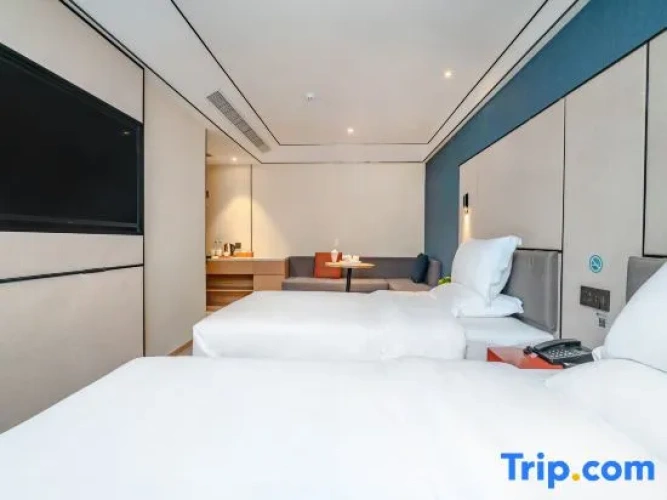 Standard Double room with view
