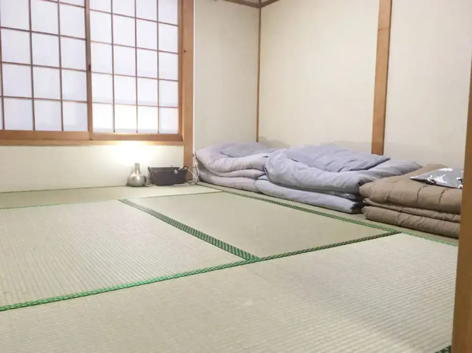 Hanazono Kita Terrace House