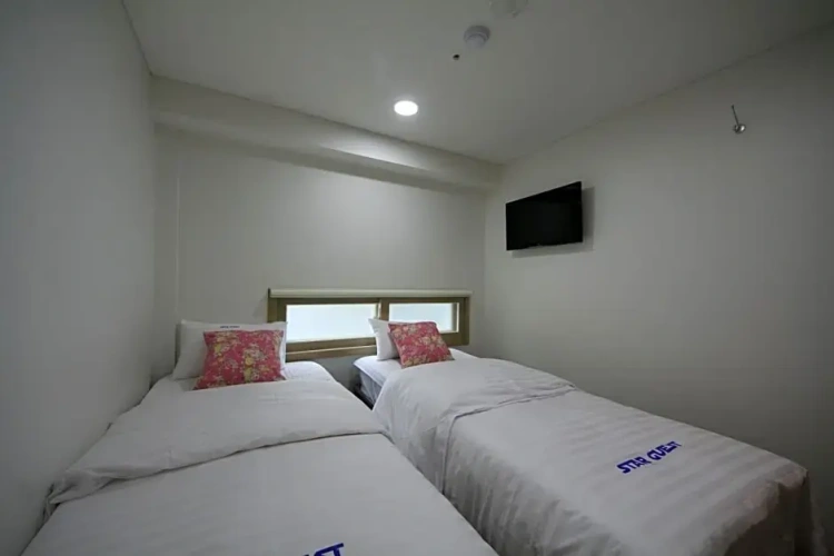 Twin room