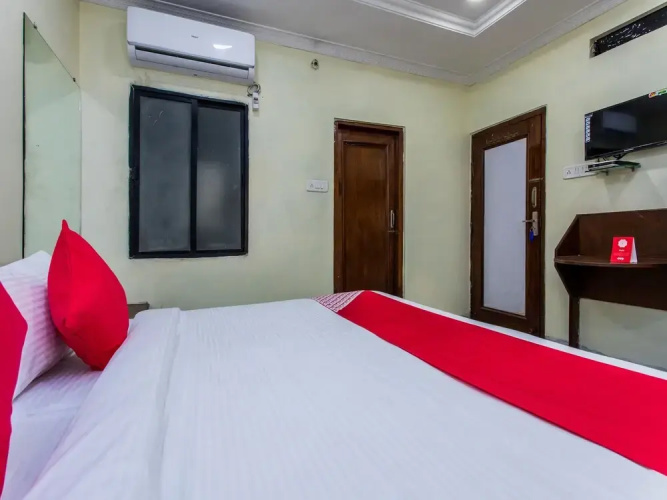 OYO 14522 Ganga Residency