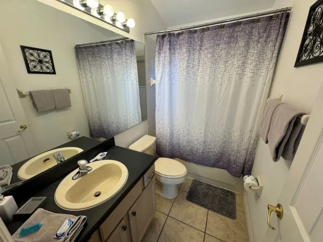 Daisy's Den - Five Bedroom Home