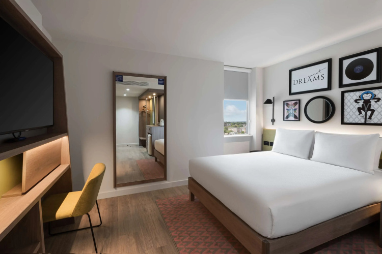 Hampton by Hilton London Ealing
