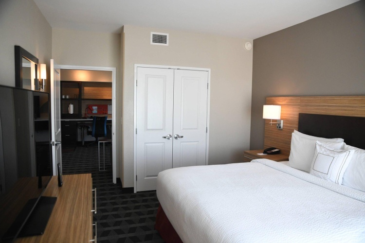 1 Bedroom Double Suite