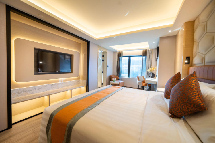 Hotel Golden Dragon