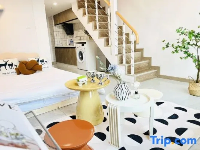 1 Bedroom Suite with city view