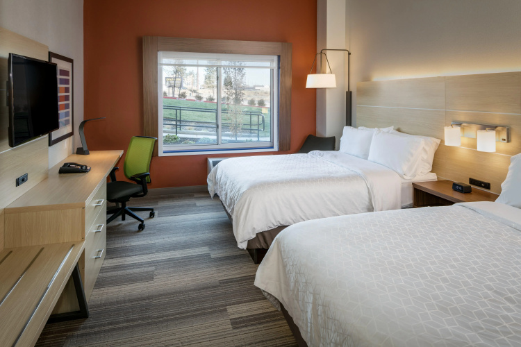 Holiday Inn Express & Suites Bend South by IHG