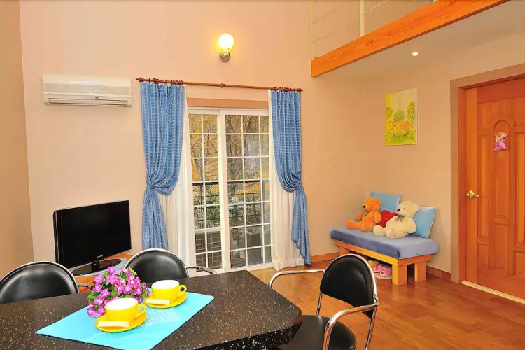 Hoengseong Hill Spring Pension