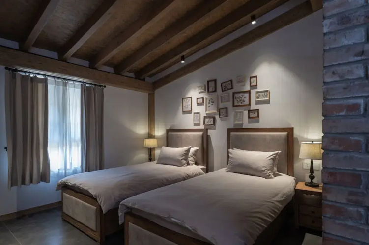 Castle Farmstay Hotel