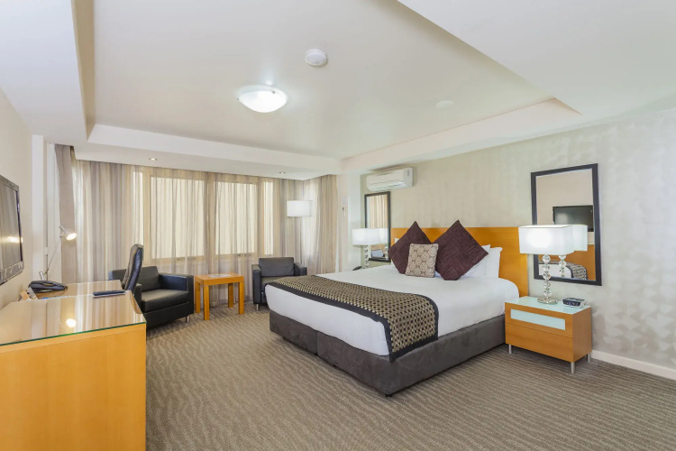 Bayside Geelong Hotel & Apartments, an Ascend Collection Hotel