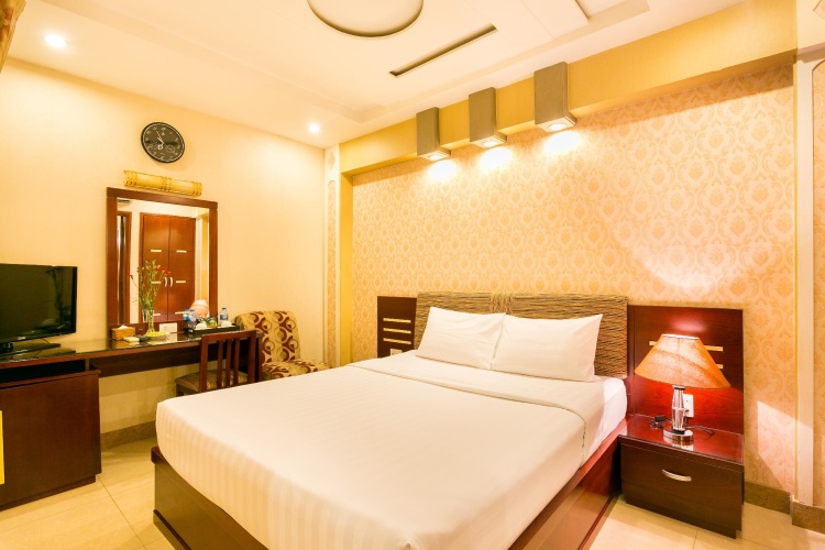Superior Triple room