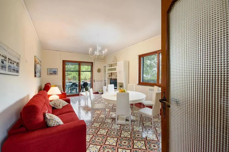 Estate4home - Villa Louise