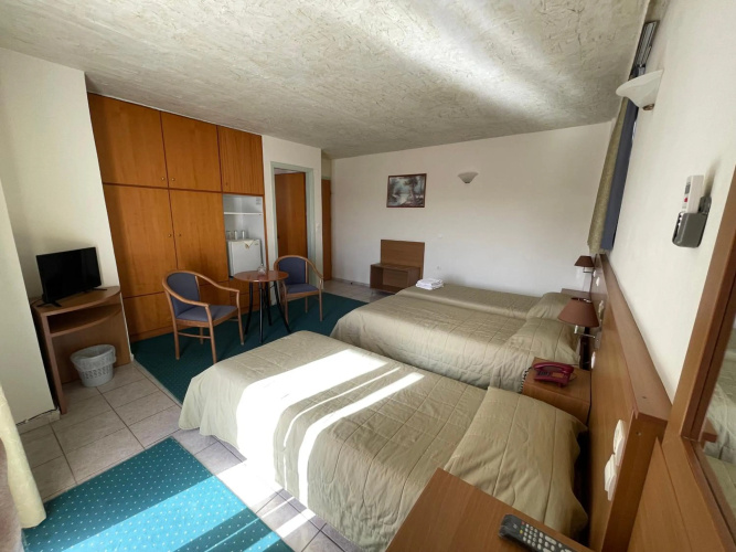 Hotel Flisvos