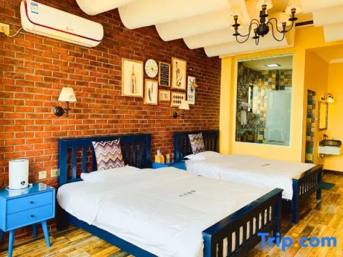 Standard Twin room with sea view