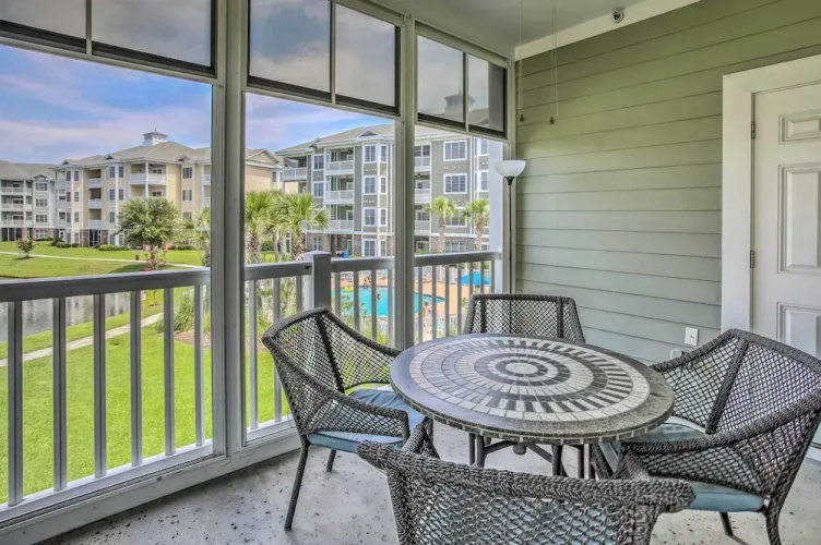 Chic Myrtle Beach Condo w/ Community Pool!