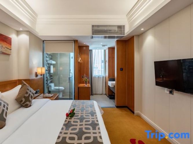 Deluxe Double Suite
