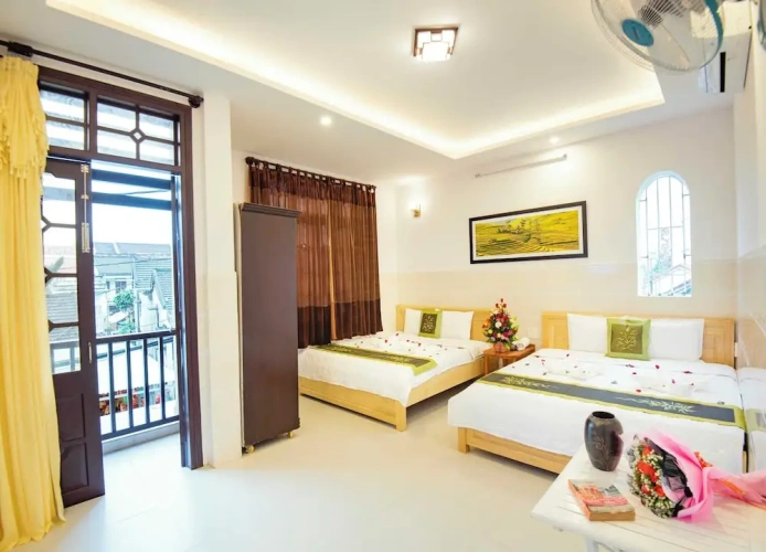 Standard Quadruple Family room