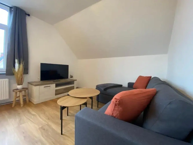2 Bedrooms Apartment