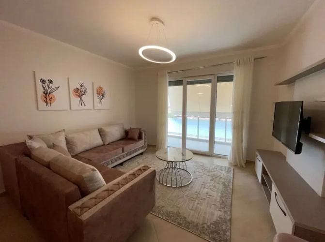 Brand New City Center Apartment