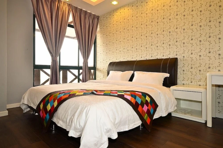 1 Bedroom Apartment with balcony and with sea view