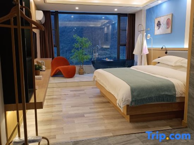 Standard Double room with river view