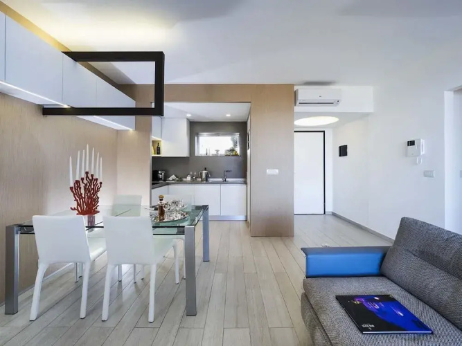 Isola Bella Suite