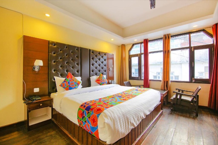 Standard Triple room with balcony