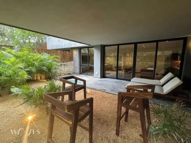 2BR w/ Private Pool Near the Beach Spacious Stay