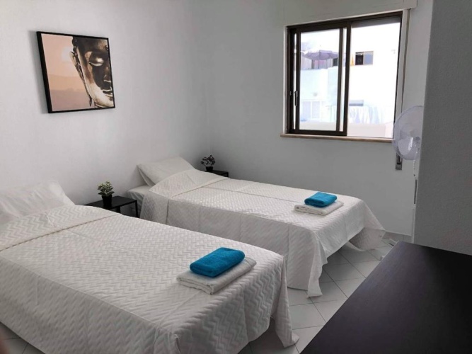 3 Bedrooms Apartment
