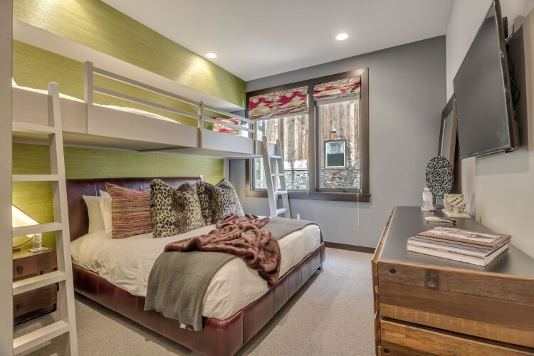 Stein Eriksen ResidencesOver view