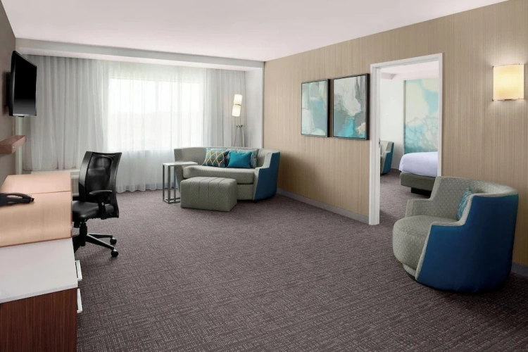 1 Bedroom Suite