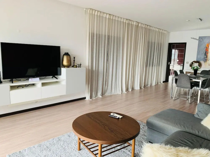Modern Flat Near Lisbon