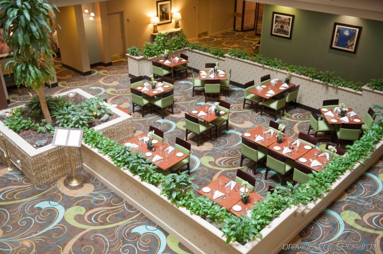 Radisson Philadelphia Northeast photo 8
