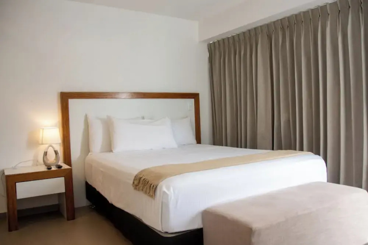 Grau Business Hotel