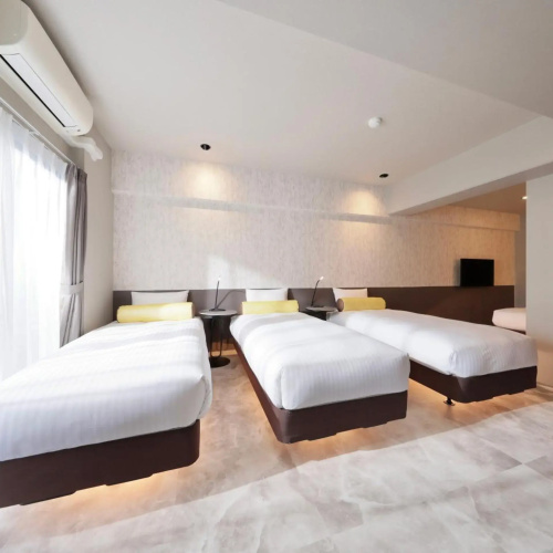 Dotombori Crystal Hotel 3