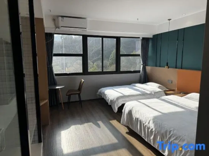 Standard Family room