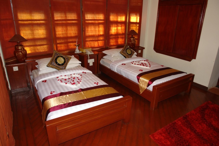 Deluxe Double room with pool view