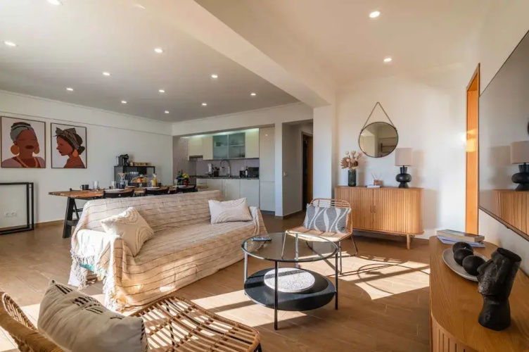 Montechoro Sea View 3 Bedroom Apartment