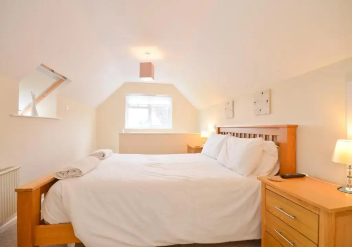 24 Tollgate Cottages