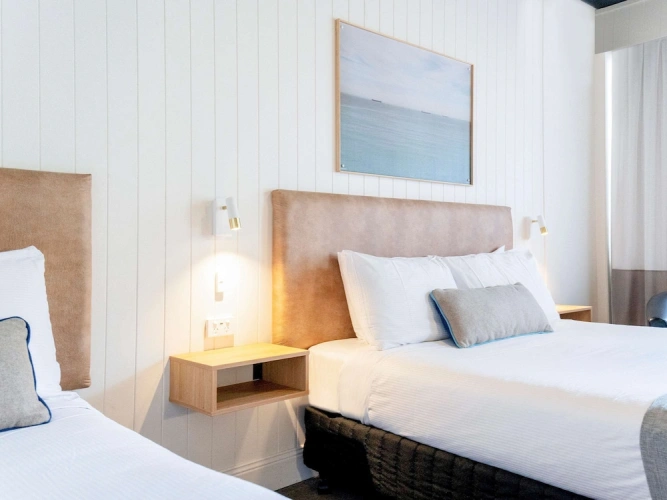 Standard Twin room