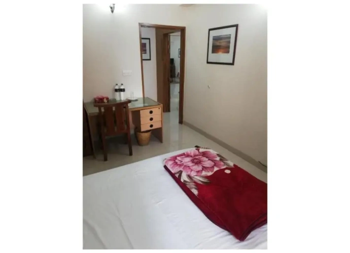 Standard Single room with balcony and with garden view