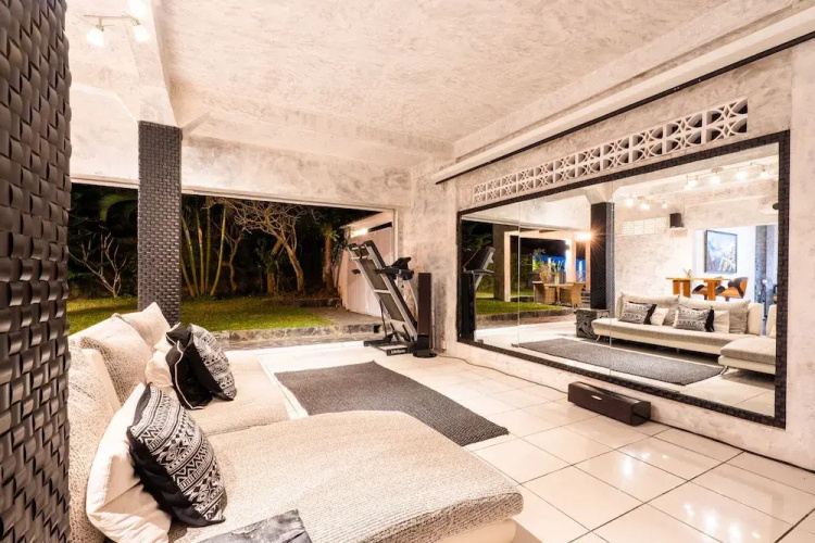 Villa Farsight Nusa Dua