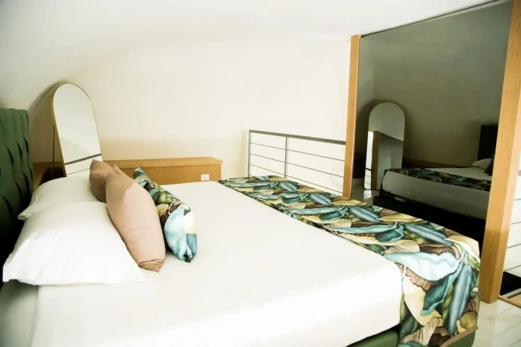 Deluxe room with balcony