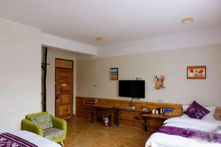 Xisha Cloud Mountain Holiday Hotel